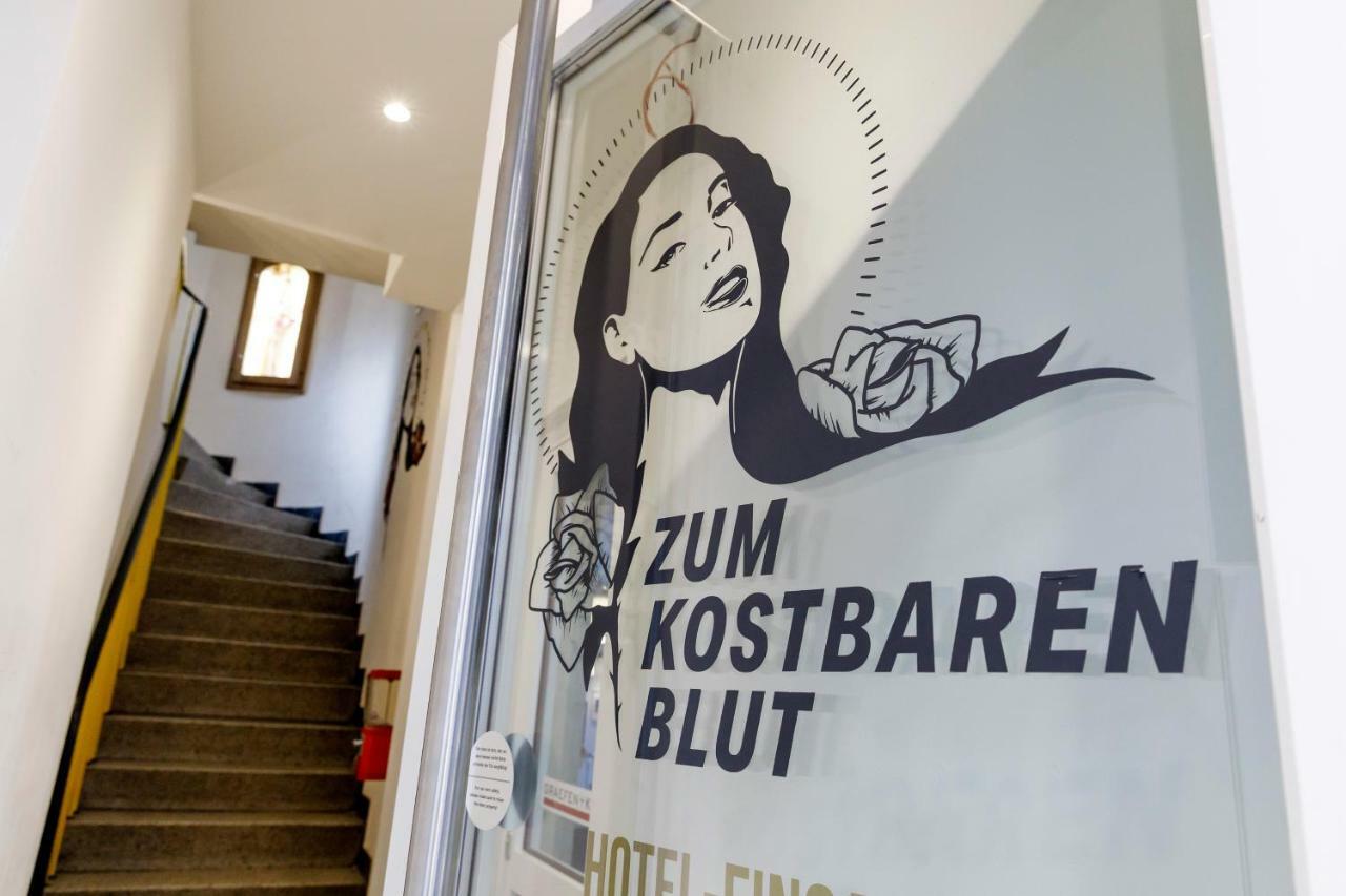 קלן Koncept Hotel Zum Kostbaren Blut מראה חיצוני תמונה